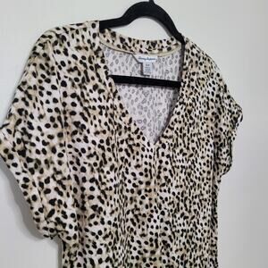 Tommy Bahama Women Buttery Soft Leopard Print Shirt Small Short Sleeve